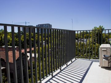 Lencke vende - a estrenar duplex 3 ambientes (suite), balcon c/parrilla, cochera opc, financiacion