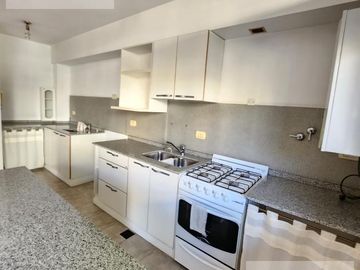 Monoambiente impecable y super divisible en  San Isidro! Apto crédito!