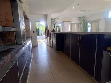 QUINTA EN VENTA, LOTE 4000M2 CON QUINCHO Y PILETA - EXALTACION DE LA CRUZ