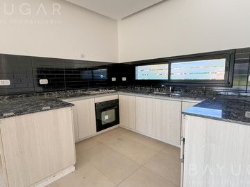 Venta - Casa en Barrio Privado Sausalito / Pilar - A estrenar
