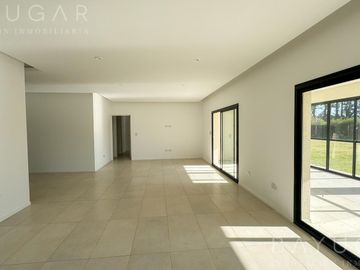 Venta - Casa en Barrio Privado Sausalito / Pilar - A estrenar