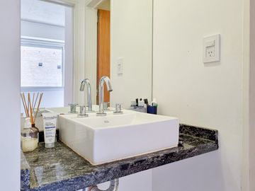 Departamento en  Luis Agote, Rosario, Santa Fe / Para Renta.