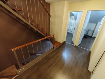 Duplex tipo casa con cochera