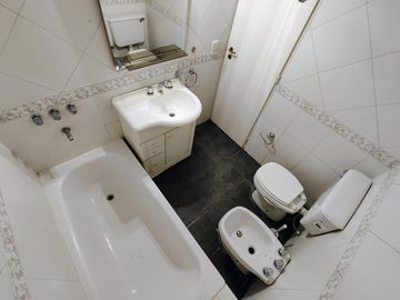 Duplex tipo casa con cochera