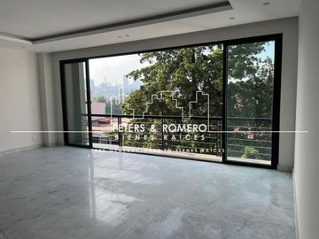 Penthouse en Venta en Av Bosques 151