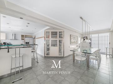 Venta Departamento  Caballito , 4 dormitorios. Terraza , 4 Cocheras (325m2)