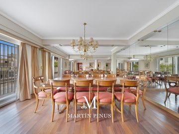 Venta Departamento  Caballito , 4 dormitorios. Terraza , 4 Cocheras (325m2)