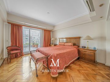 Venta Departamento  Caballito , 4 dormitorios. Terraza , 4 Cocheras (325m2)