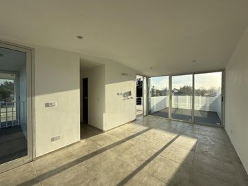 Departamento en 462 (Alvear) y 14a - City Bell
