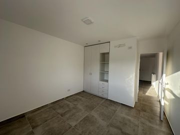 Departamento en 462 (Alvear) y 14a - City Bell