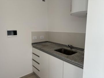 Departamento en 462 (Alvear) y 14a - City Bell