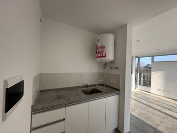 Departamento en 462 (Alvear) y 14a - City Bell