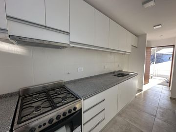 Departamento en 462 (Alvear) y 14a - City Bell