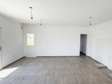 Casa en venta de dos dormitorios en La Toscana, Piñero. Rosario