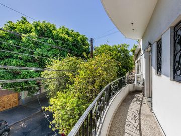 Venta PH con terraza en Saavedra