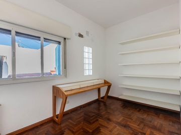 Venta PH con terraza en Saavedra