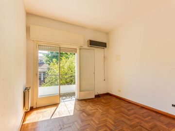 Venta PH con terraza en Saavedra