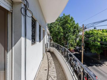 Venta PH con terraza en Saavedra