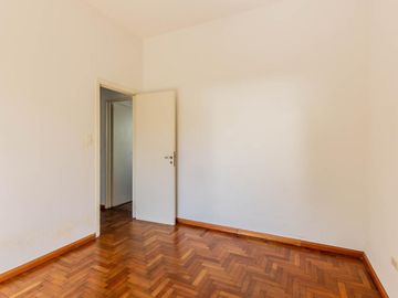 Venta PH con terraza en Saavedra