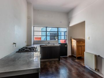 Venta PH con terraza en Saavedra