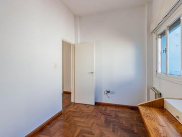 Venta PH con terraza en Saavedra