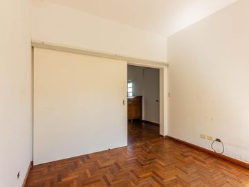 Venta PH con terraza en Saavedra