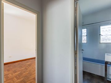 Venta PH con terraza en Saavedra