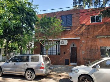 PH en 2 plantas, 3 ambientes con terraza y lavadero, Impecable! -en venta