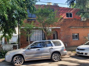 PH en 2 plantas, 3 ambientes con terraza y lavadero, Impecable! -en venta