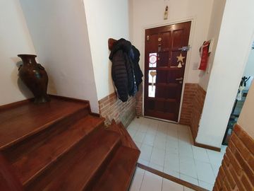 PH en 2 plantas, 3 ambientes con terraza y lavadero, Impecable! -en venta
