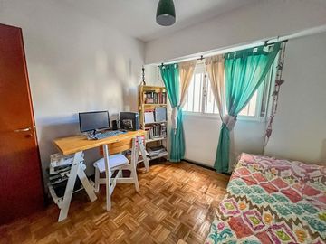 VENTA- Departamento - 2 Dormitorios - Cochera - Centro, Rosario.