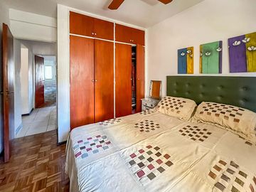 VENTA- Departamento - 2 Dormitorios - Cochera - Centro, Rosario.