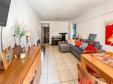 VENTA- Departamento - 2 Dormitorios - Cochera - Centro, Rosario.