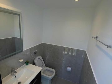 Casa en venta - 4 Dormitorios 4 Baños - 900Mts2 - Terralagos, Canning