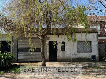 Casa en venta en Villa Gobernador Udaondo