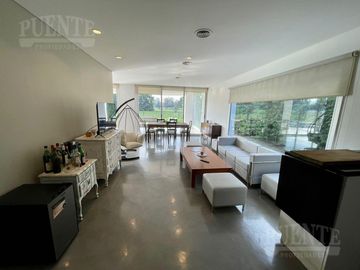 Casa en Venado 1 con fondo al Golf