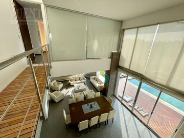Casa en Venado 1 con fondo al Golf