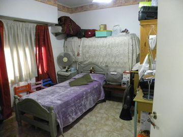 PH en  venta en G. de Laferrere