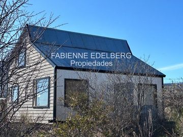 OPORTUNIDAD DE INVERSION! 4 cabañas en block con costa de arroyo  - San martin de los andes
