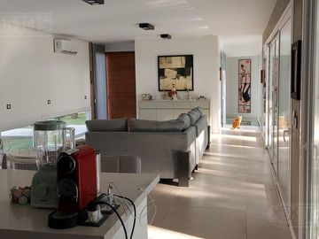 Casa en San Matias -Perimetral - 4 dormitorios - PG
