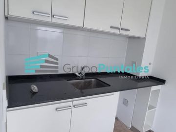 Excelente Casa en Barrio Lagos de Canning con 4 dormitorios y gran piscina sobre lote de 1018 m2