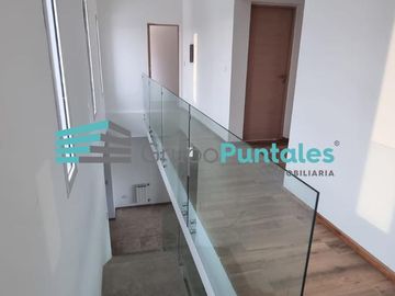 Excelente Casa en Barrio Lagos de Canning con 4 dormitorios y gran piscina sobre lote de 1018 m2