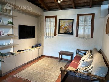 Casa en  venta villa allende golf gran parque y pileta