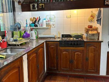 Casa en  venta villa allende golf gran parque y pileta