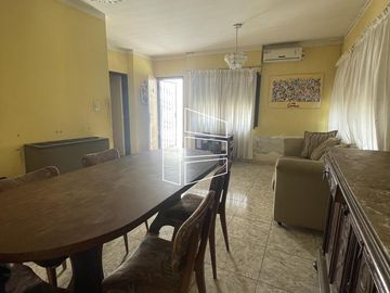 Venta - Depto en PH en el Centro de General Roca - D052