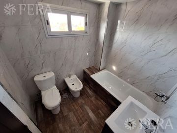 Venta departamento de 4 ambientes en Wilde (32134)