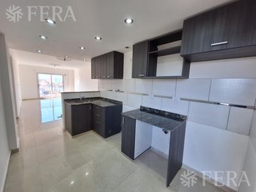 Venta departamento de 4 ambientes en Wilde (32134)