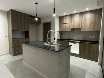 Casa en venta - 3 Dormitorios 5 Baños - Cocheras - 1500Mts2 - Canning