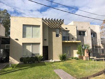 Casa - Countries/B.Cerrado (San Vicente)