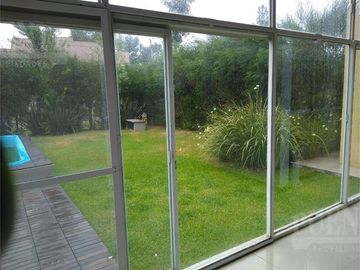 Casa - Countries/B.Cerrado (San Vicente)